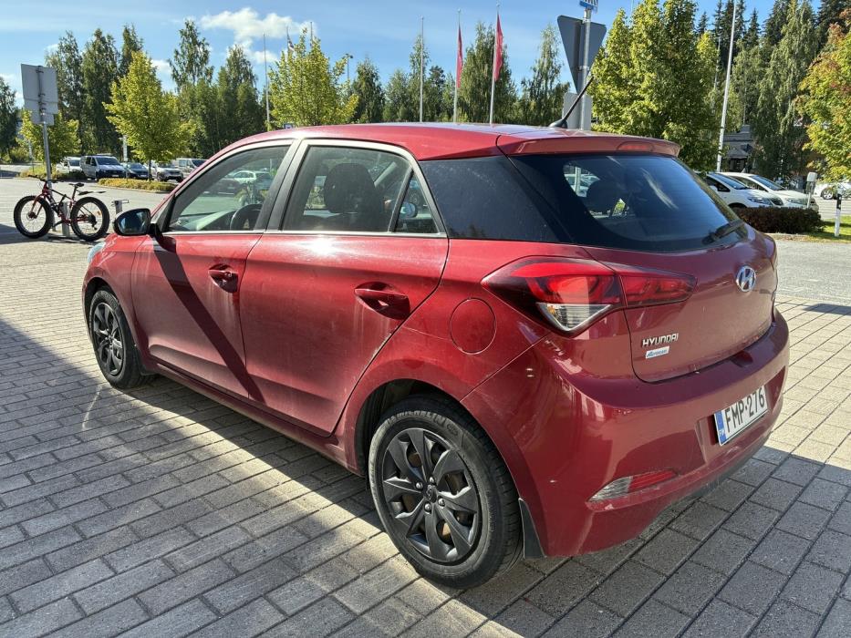 HYUNDAI i20 5d 2017