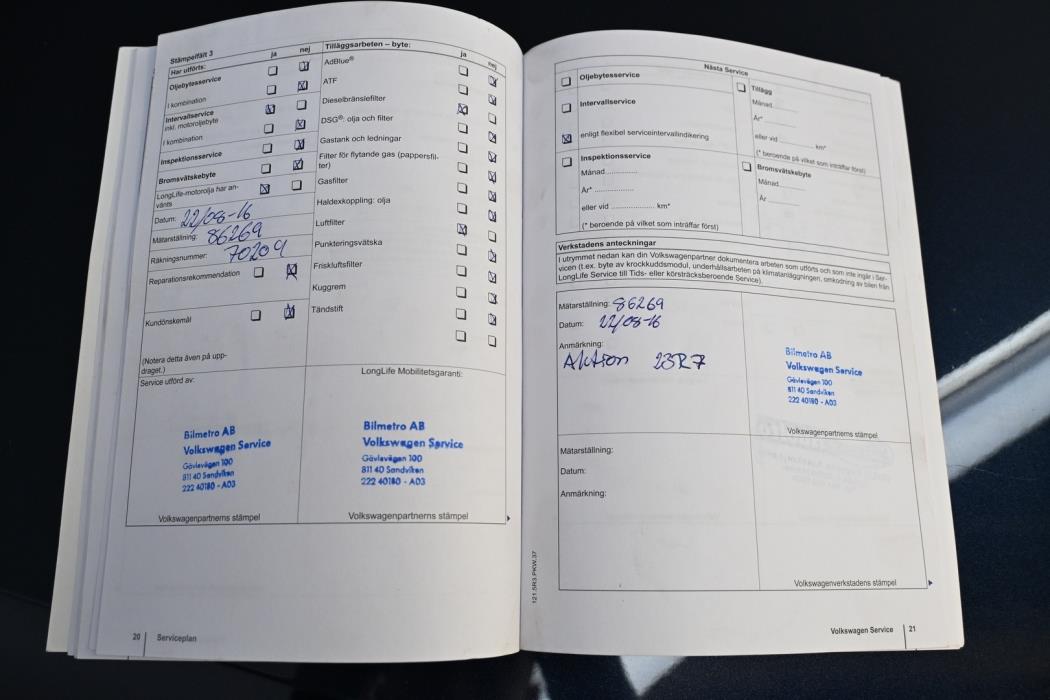 VOLKSWAGEN Passat 2012