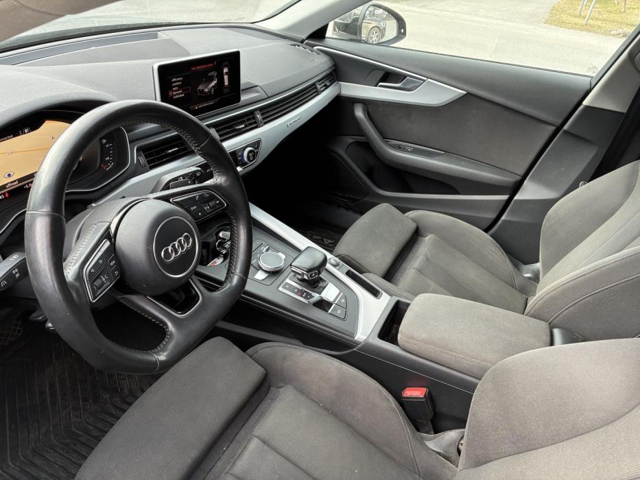 AUDI A4 2016