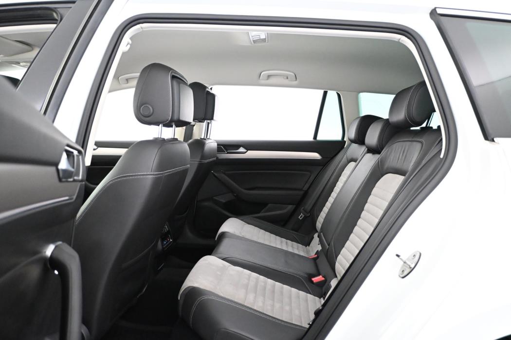 VOLKSWAGEN Passat 2019