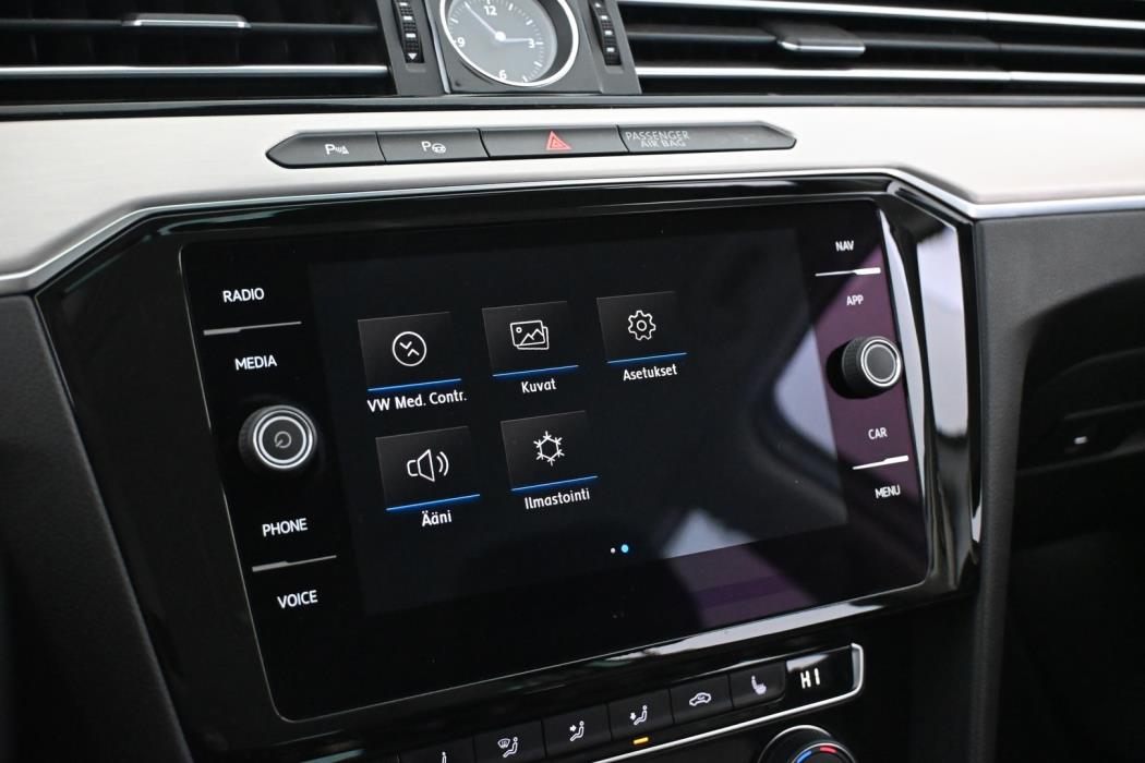 VOLKSWAGEN Passat 2019