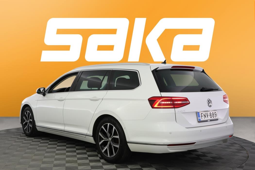 VOLKSWAGEN Passat 2019