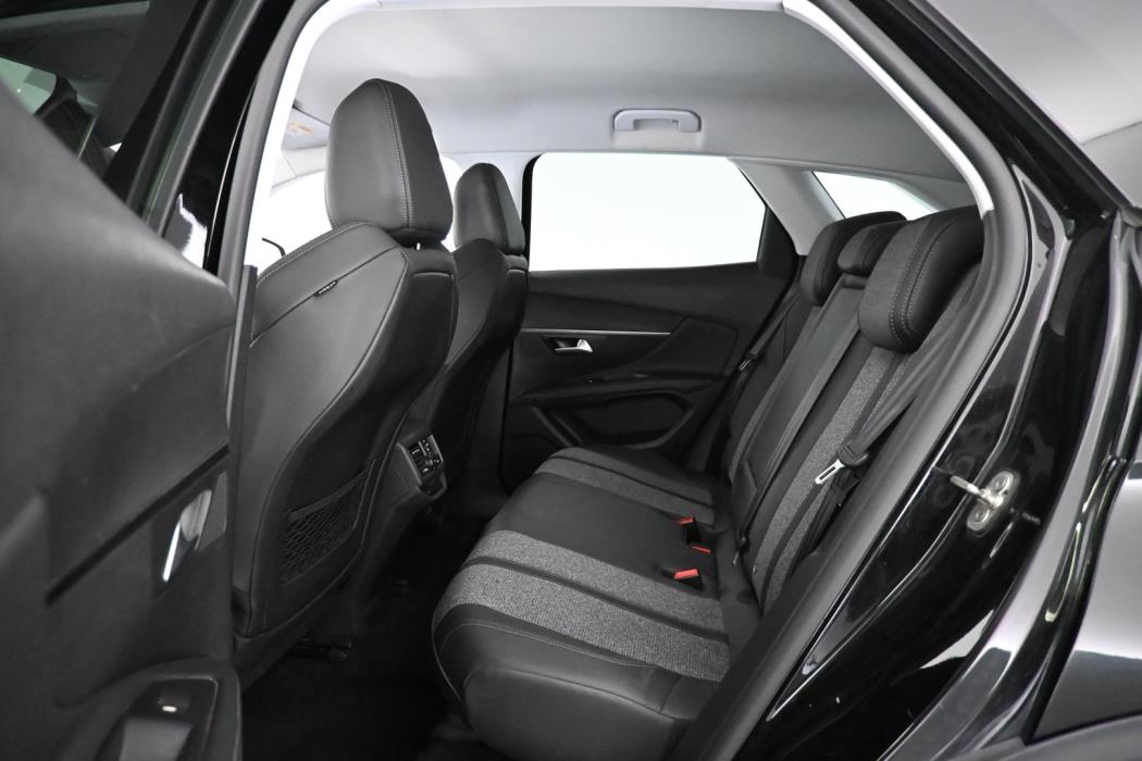 PEUGEOT 3008 2020