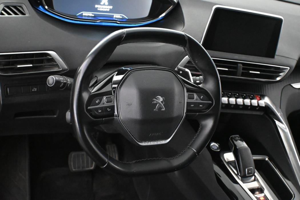 PEUGEOT 3008 2020