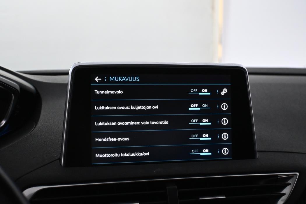 PEUGEOT 3008 2020