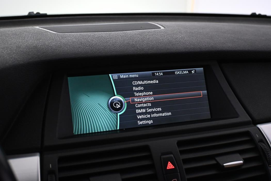BMW X5 2011