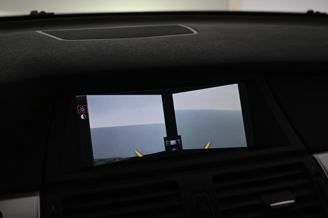 BMW X5 2011