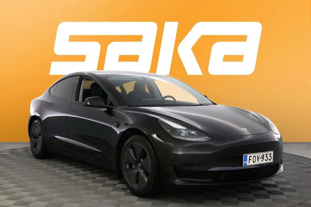 TESLA Model 3 2021