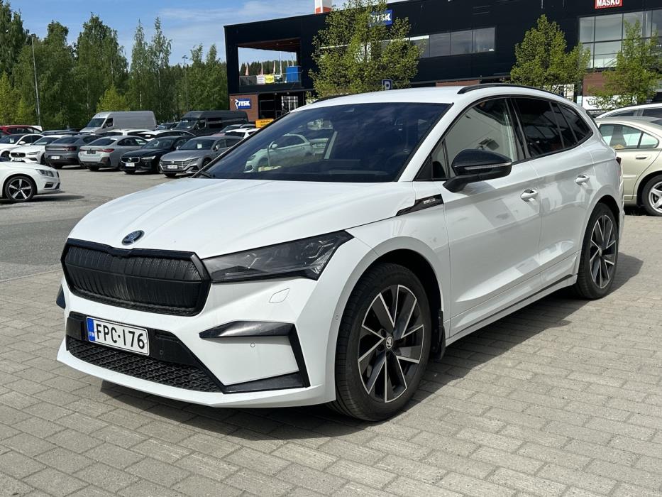 SKODA Enyaq 2022