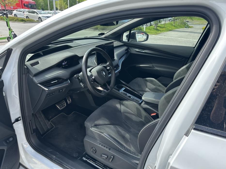 SKODA Enyaq 2022