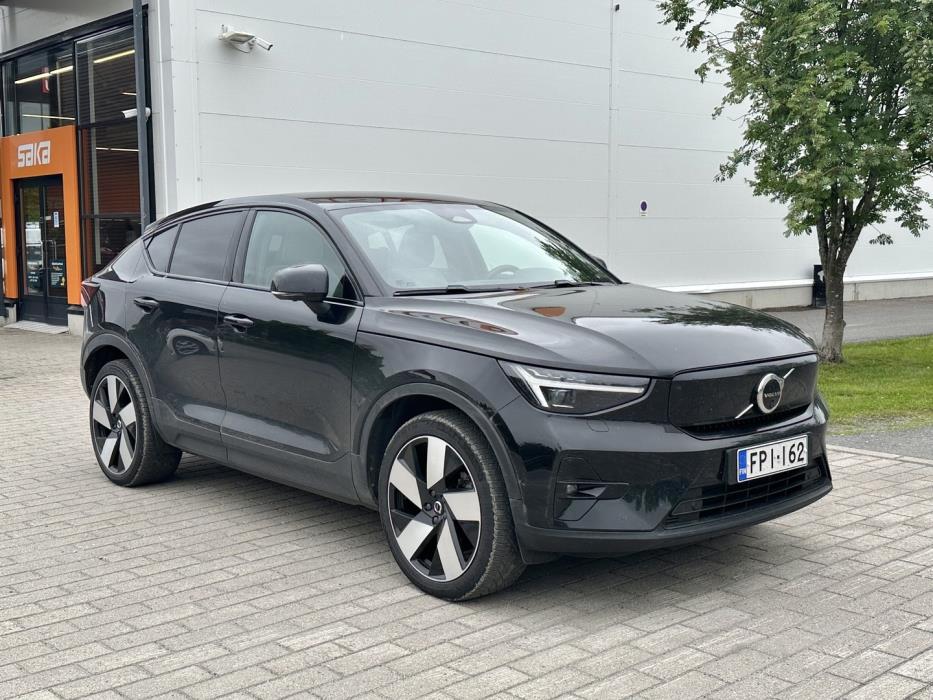 VOLVO C40 2023
