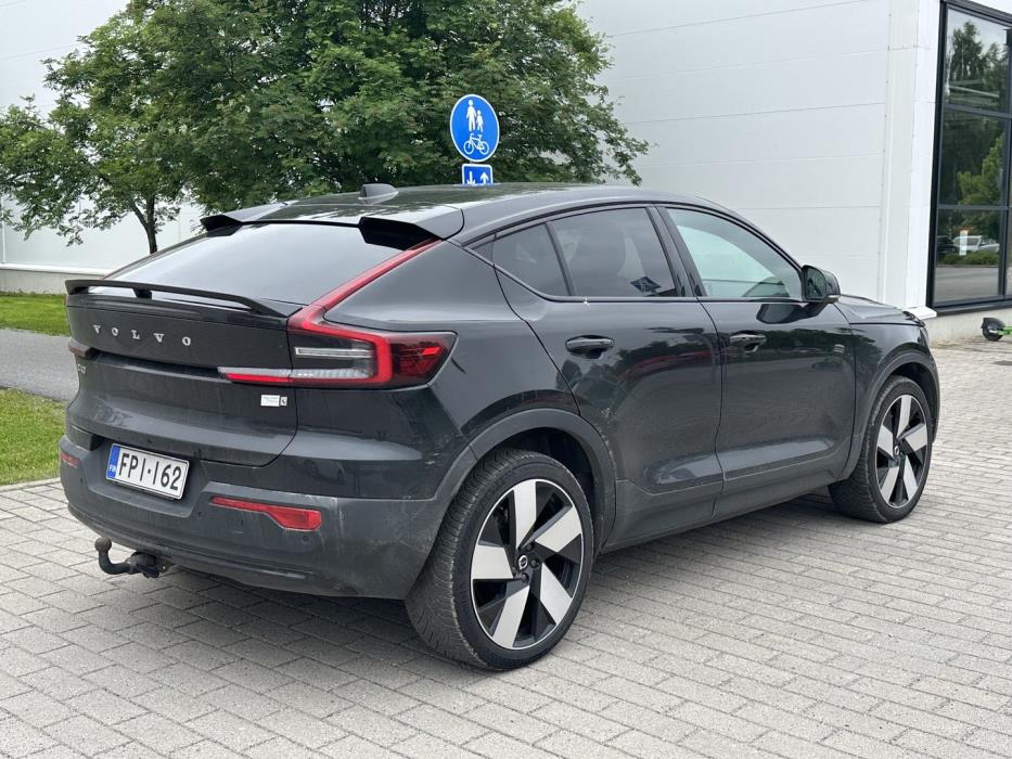 VOLVO C40 2023
