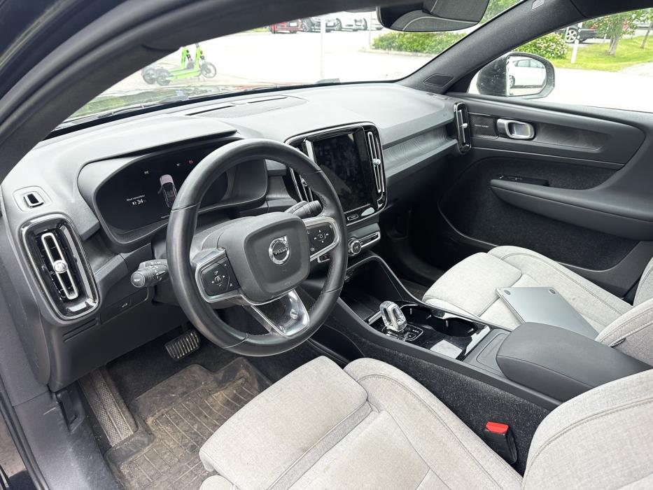 VOLVO C40 2023