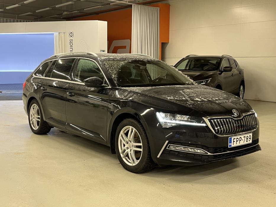 SKODA Superb 2021