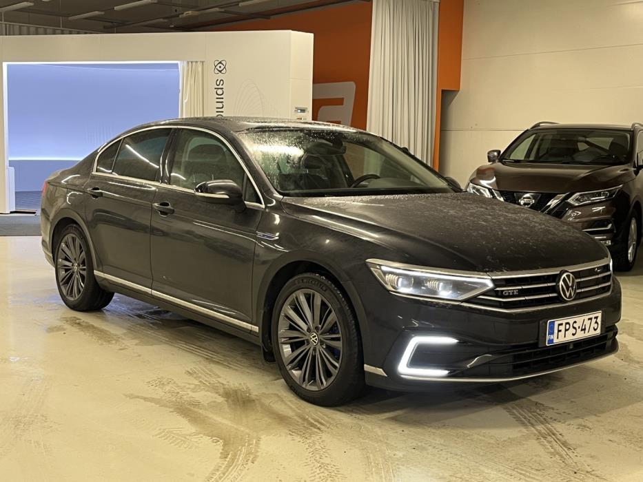 VOLKSWAGEN Passat 2021