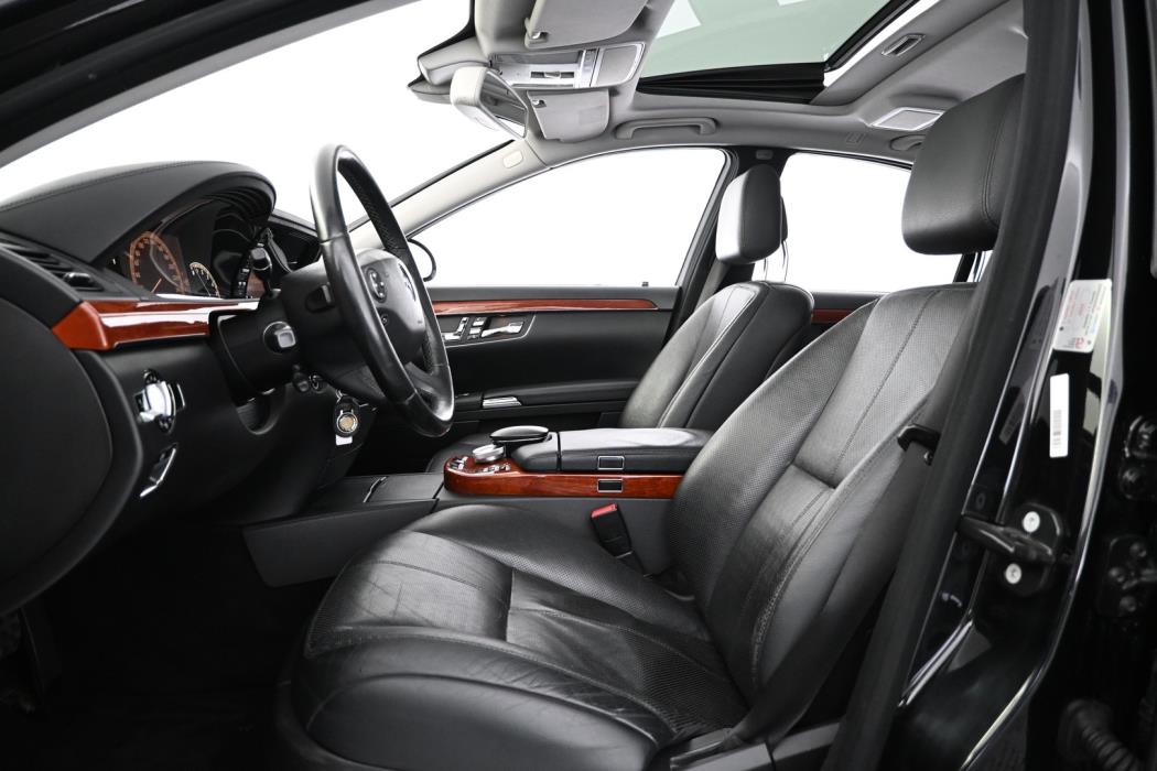 MERCEDES-BENZ S 2008