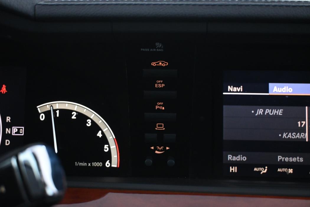 MERCEDES-BENZ S 2008