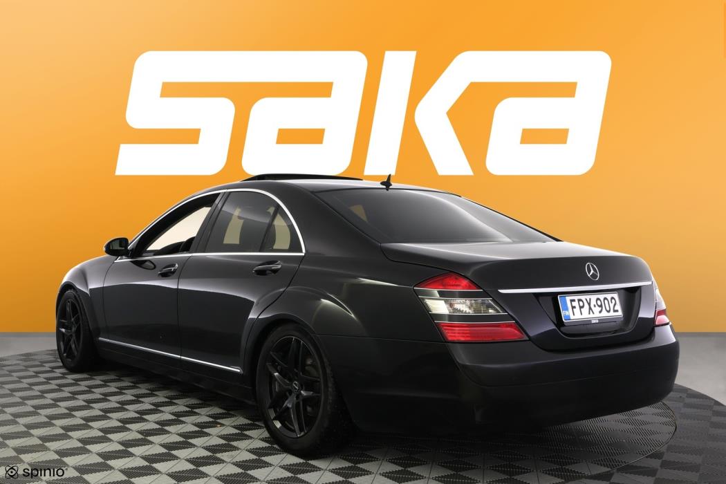 MERCEDES-BENZ S 2008
