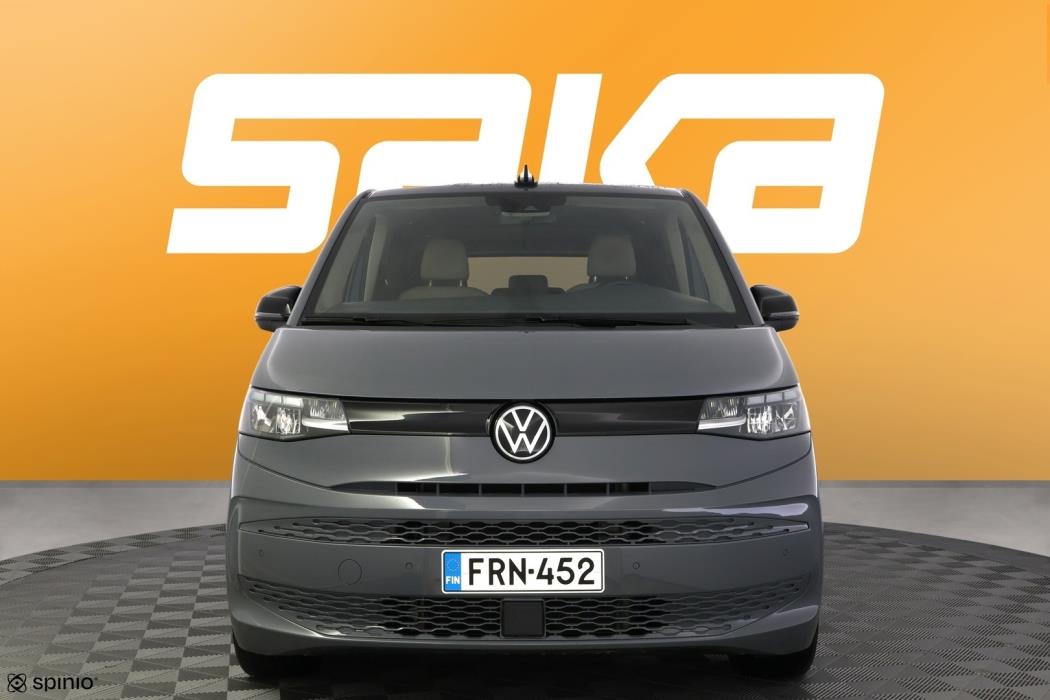 VOLKSWAGEN Multivan 2023