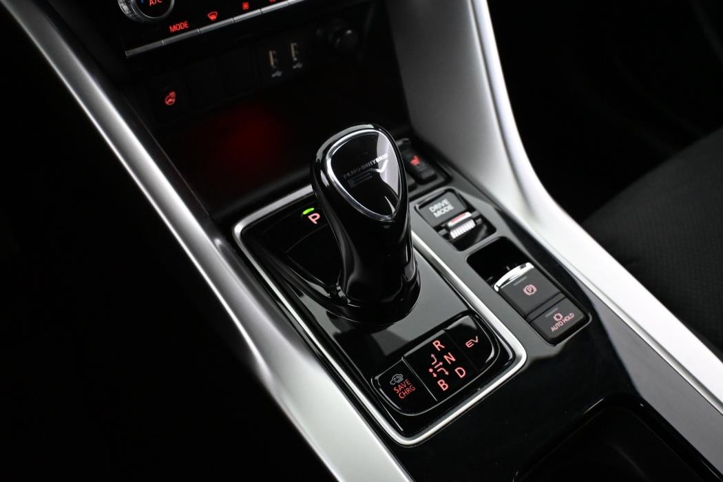 MITSUBISHI Eclipse 2022