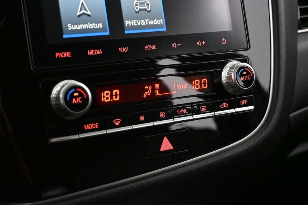 MITSUBISHI OUTLANDER PHEV 2020
