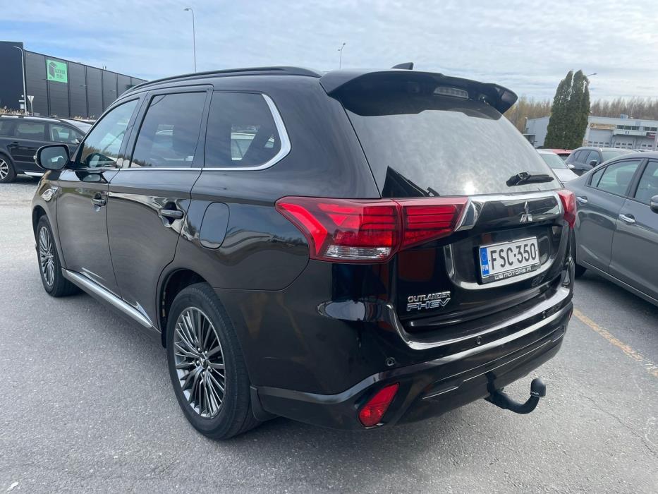 MITSUBISHI OUTLANDER PHEV 2020