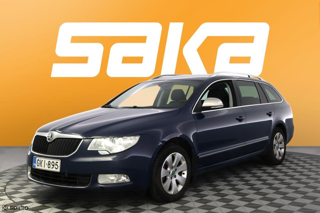 SKODA Superb 2012