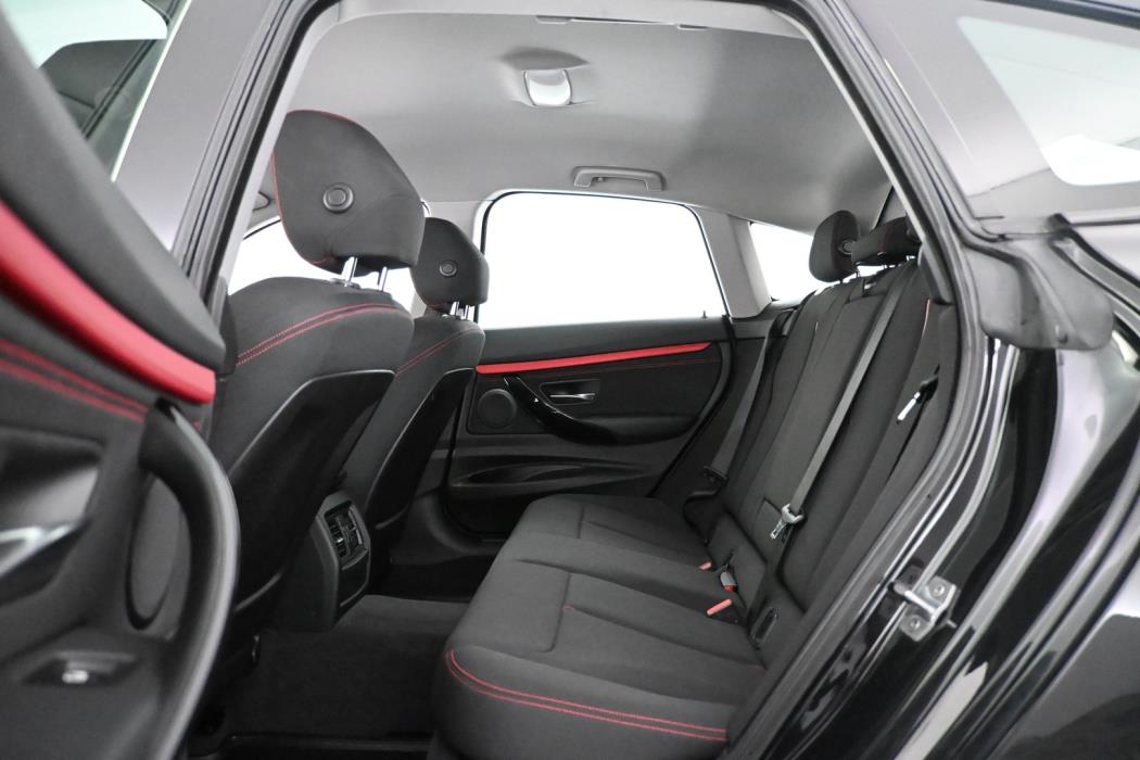 BMW 318 Gran Turismo 2014