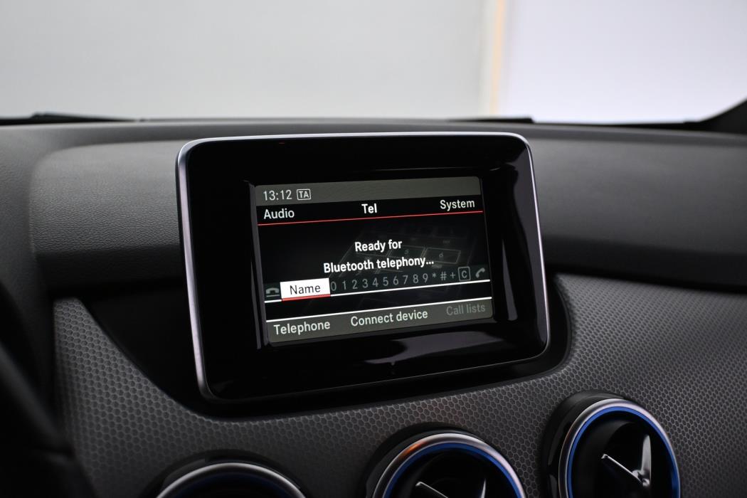 MERCEDES-BENZ B 2015