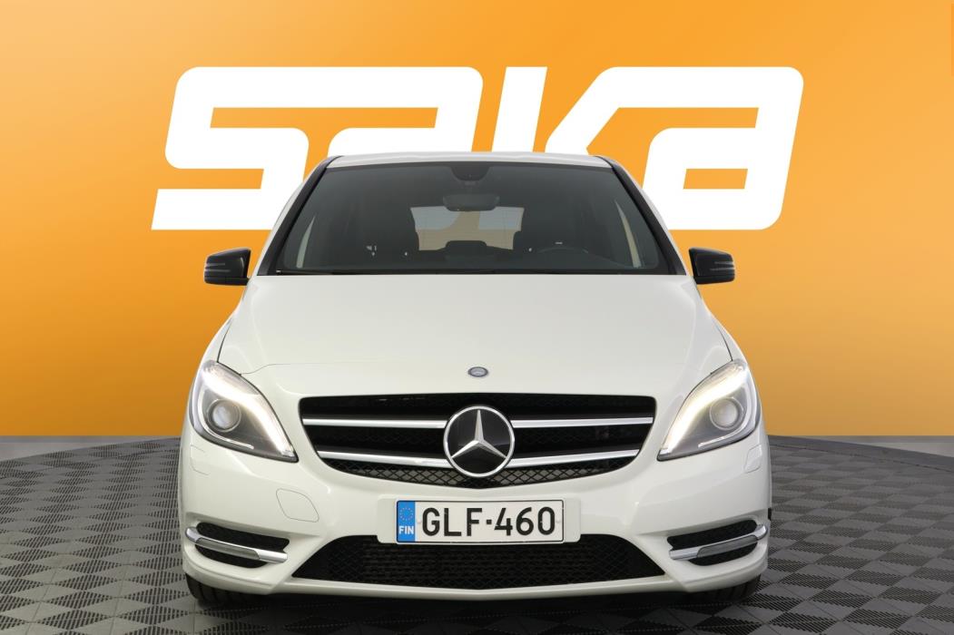 MERCEDES-BENZ B 2015