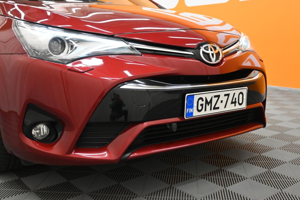 TOYOTA Avensis 2018