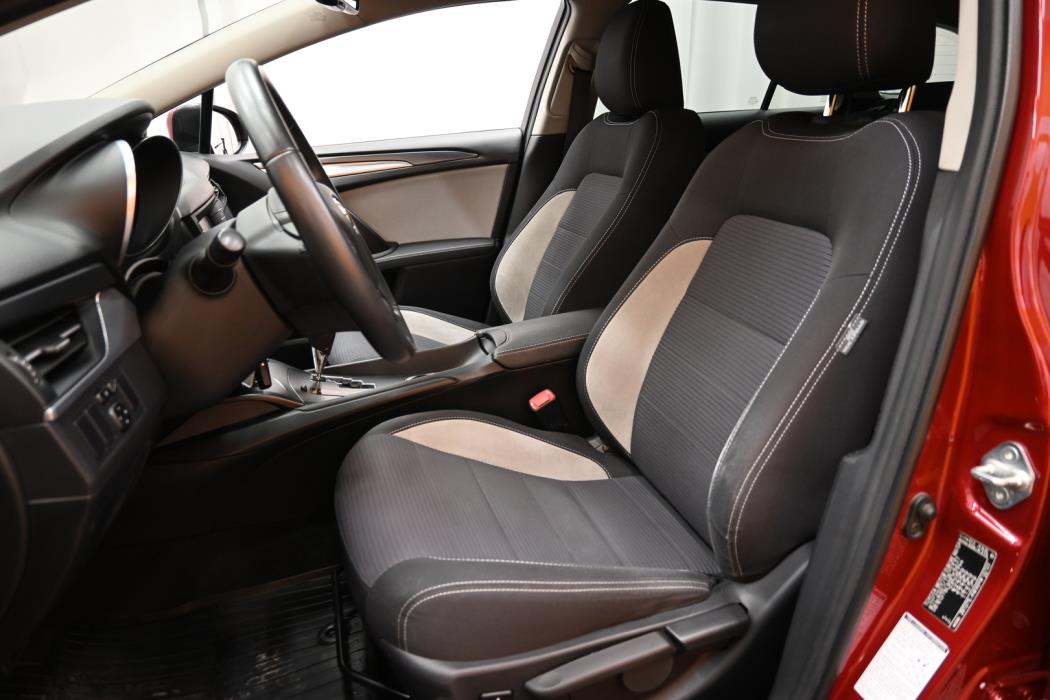 TOYOTA Avensis 2018