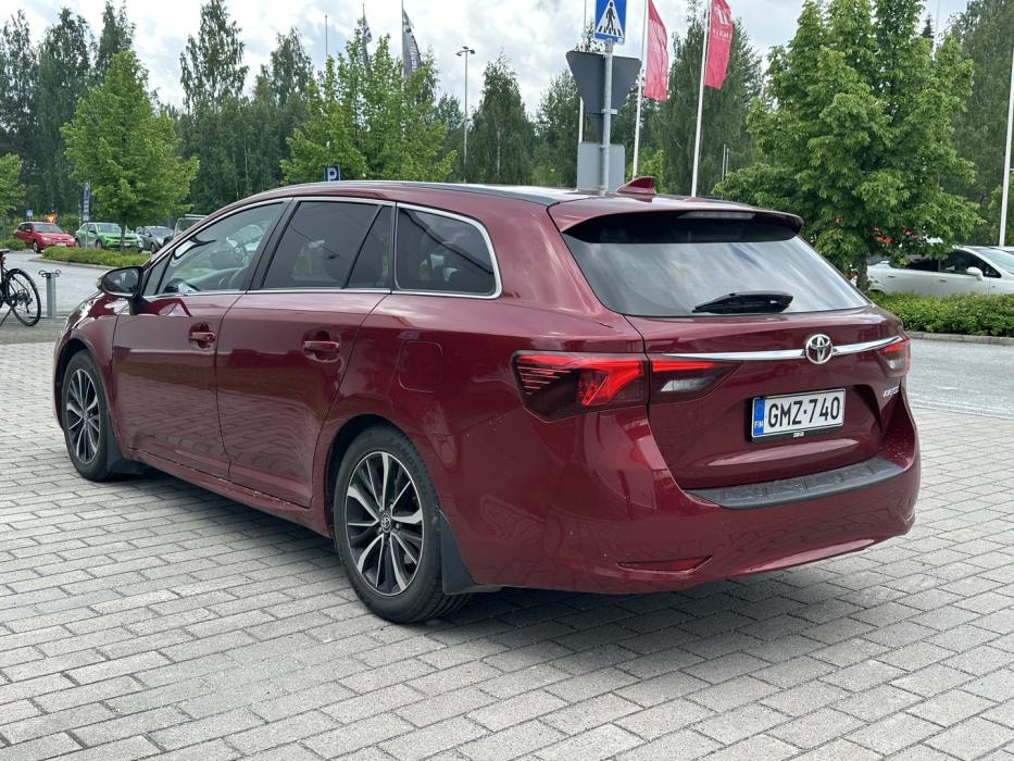 TOYOTA Avensis 2018