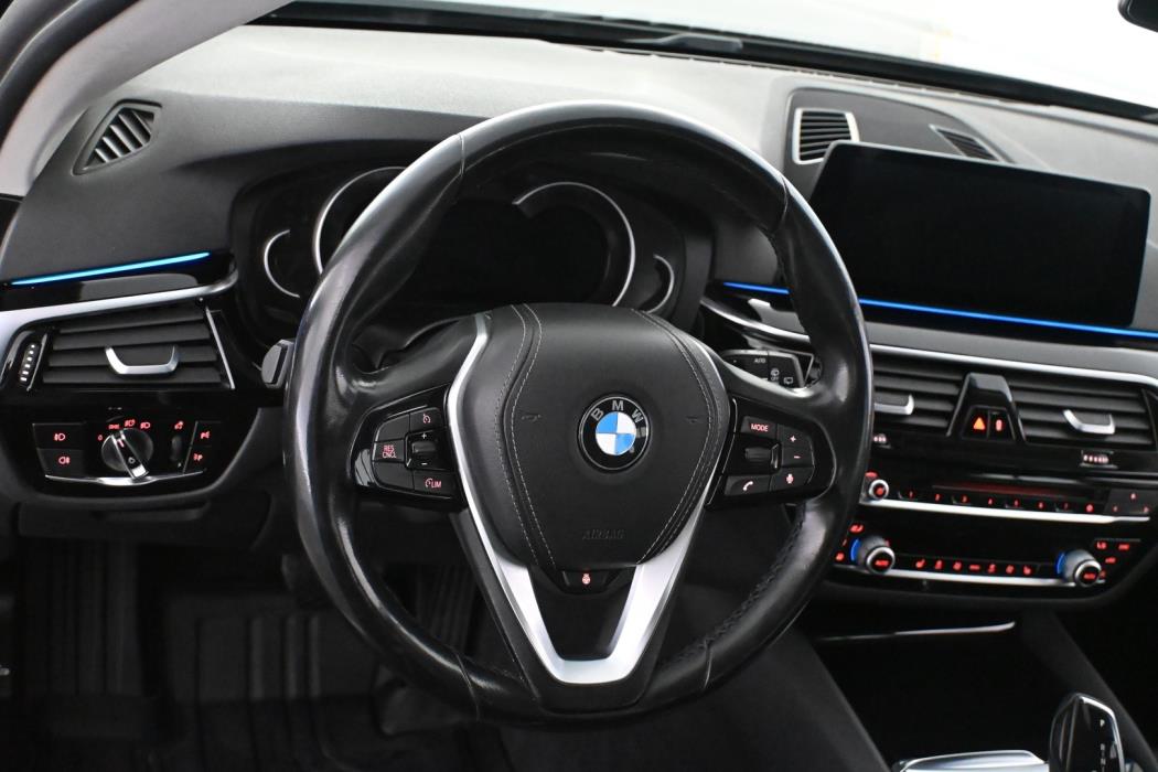 BMW 520 2019