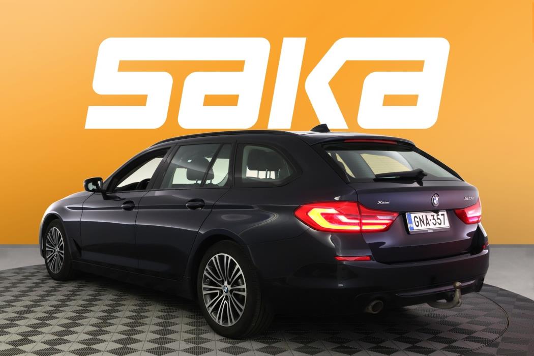 BMW 520 2019