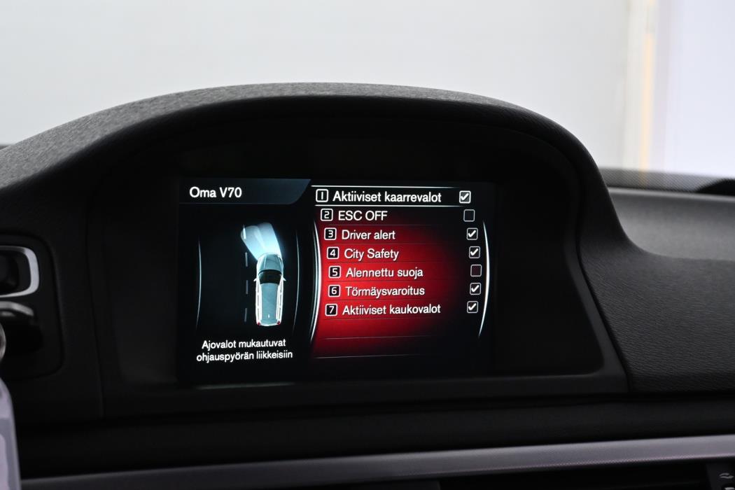 VOLVO V70 2016