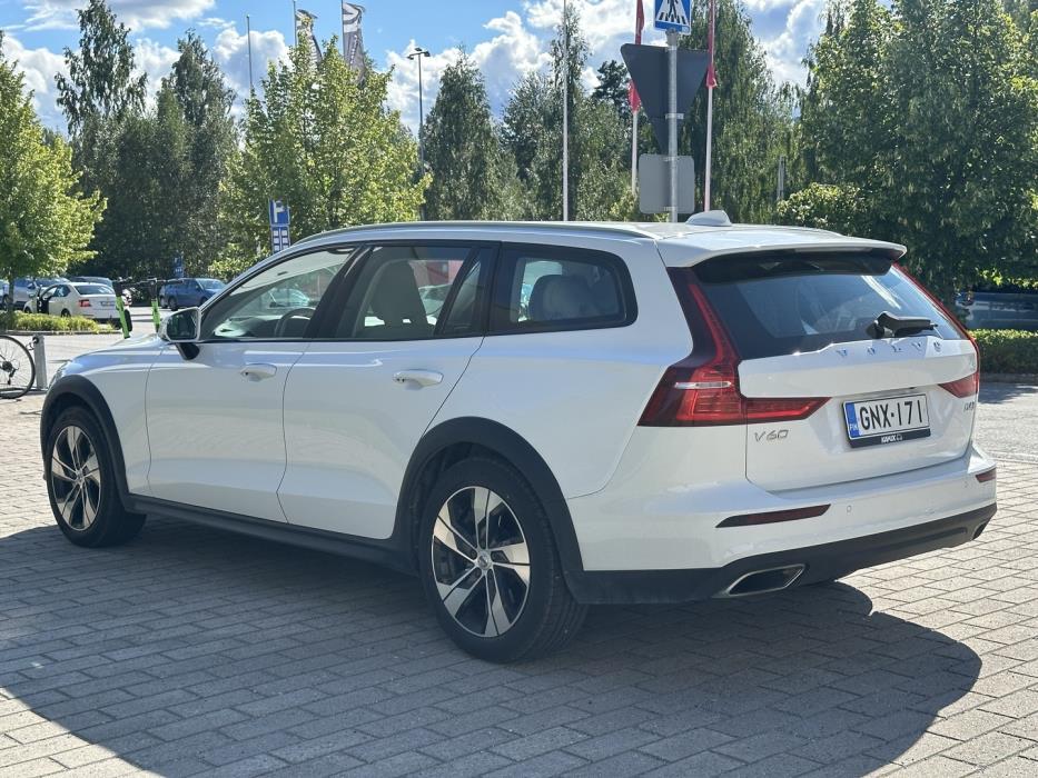 VOLVO V60 Cross Country 2020