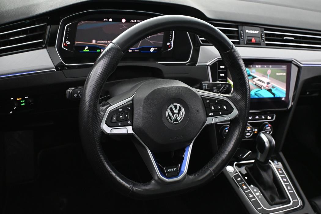VOLKSWAGEN Passat 2020