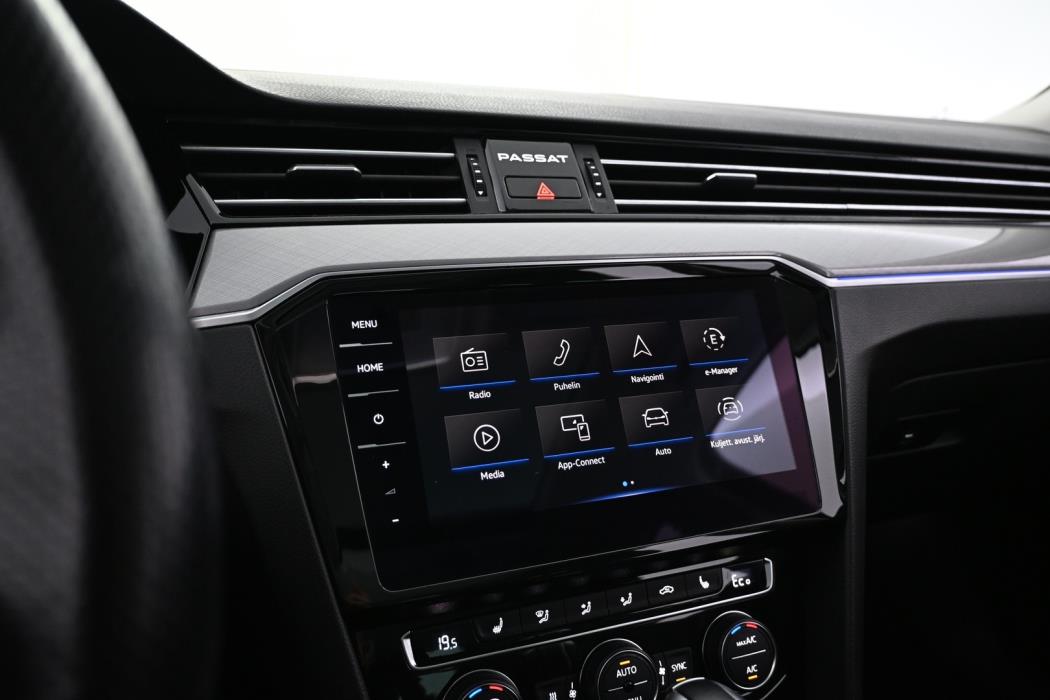 VOLKSWAGEN Passat 2020