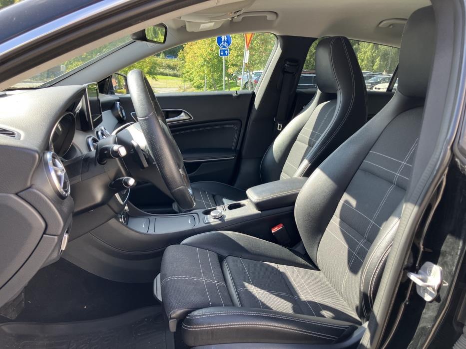 MERCEDES-BENZ CLA 2016