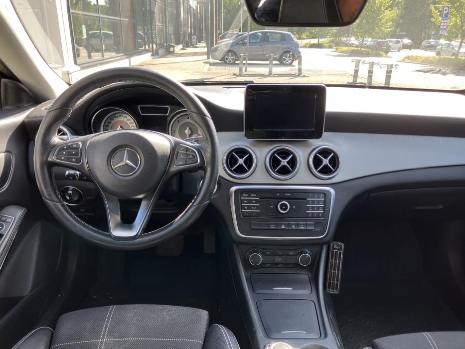 MERCEDES-BENZ CLA 2016
