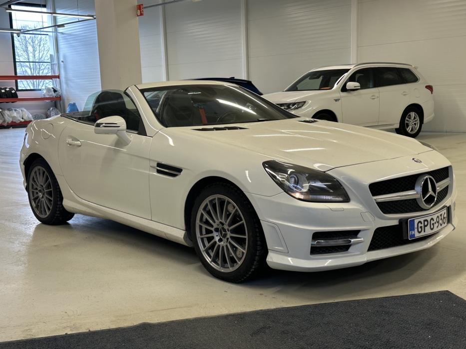 MERCEDES-BENZ SLK 2013