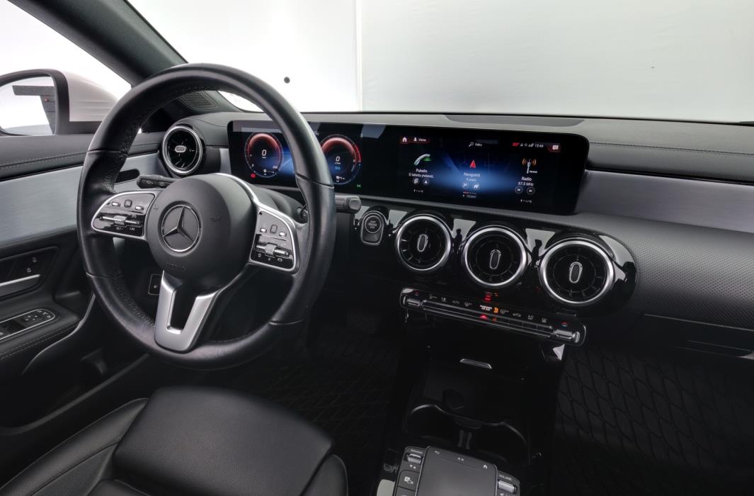 MERCEDES-BENZ CLA 2020
