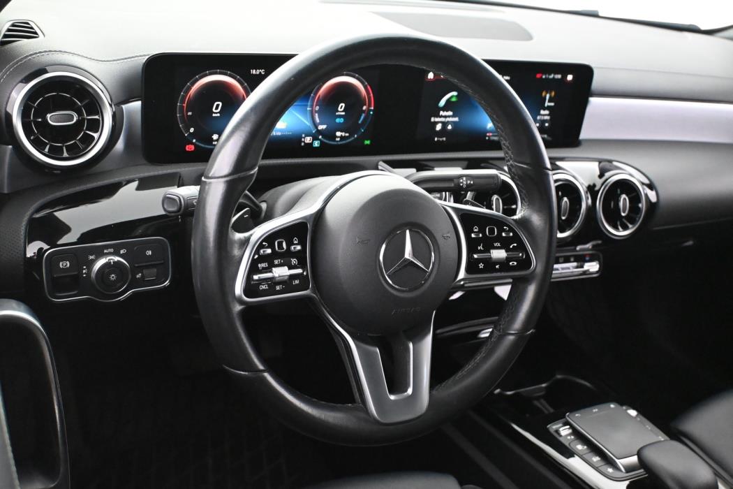 MERCEDES-BENZ CLA 2020