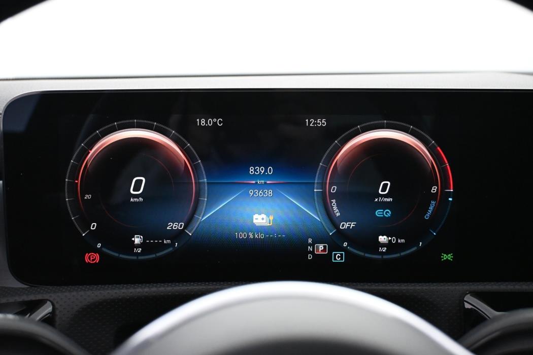 MERCEDES-BENZ CLA 2020