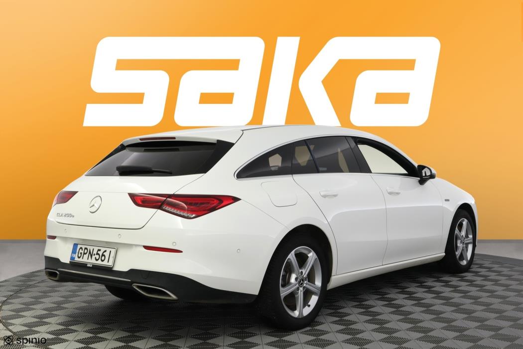 MERCEDES-BENZ CLA 2020