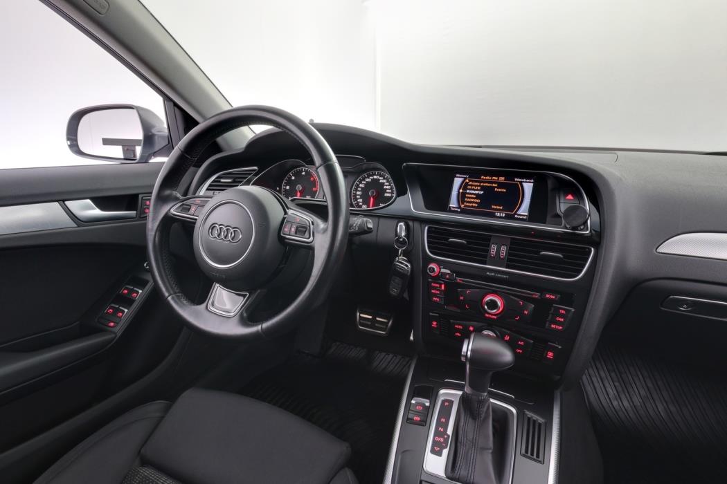 AUDI A4 2015