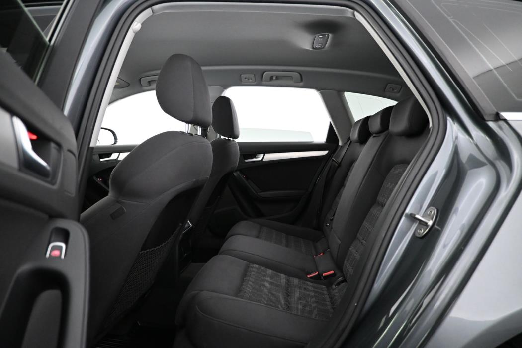 AUDI A4 2015