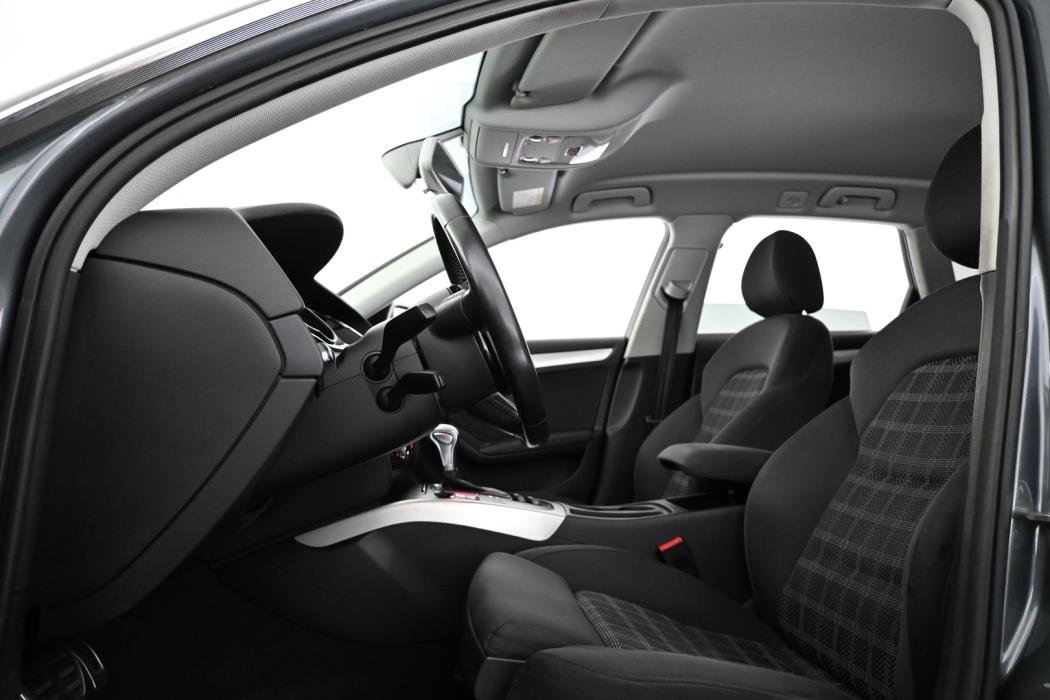 AUDI A4 2015