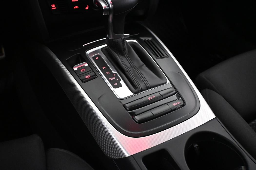 AUDI A4 2015